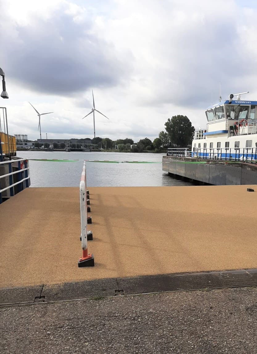Pontaanlandingen Noordzeekanaal